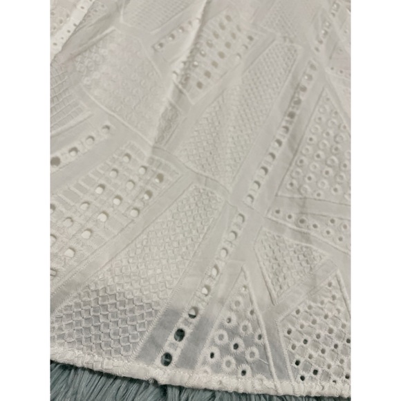 Puff Sleeves Button Down Eyelet Dress - Picture 5 of 8